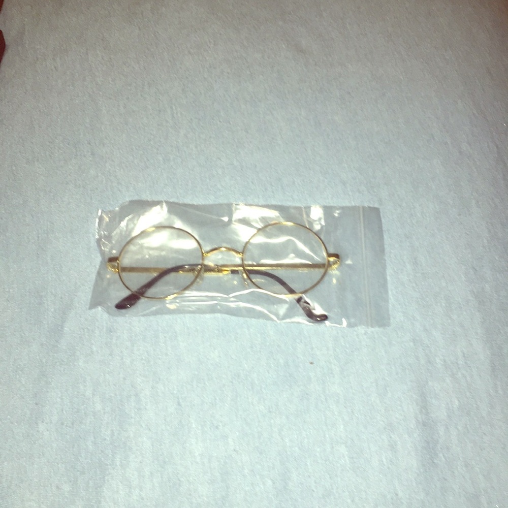 Stylish glasses (not real lenses)